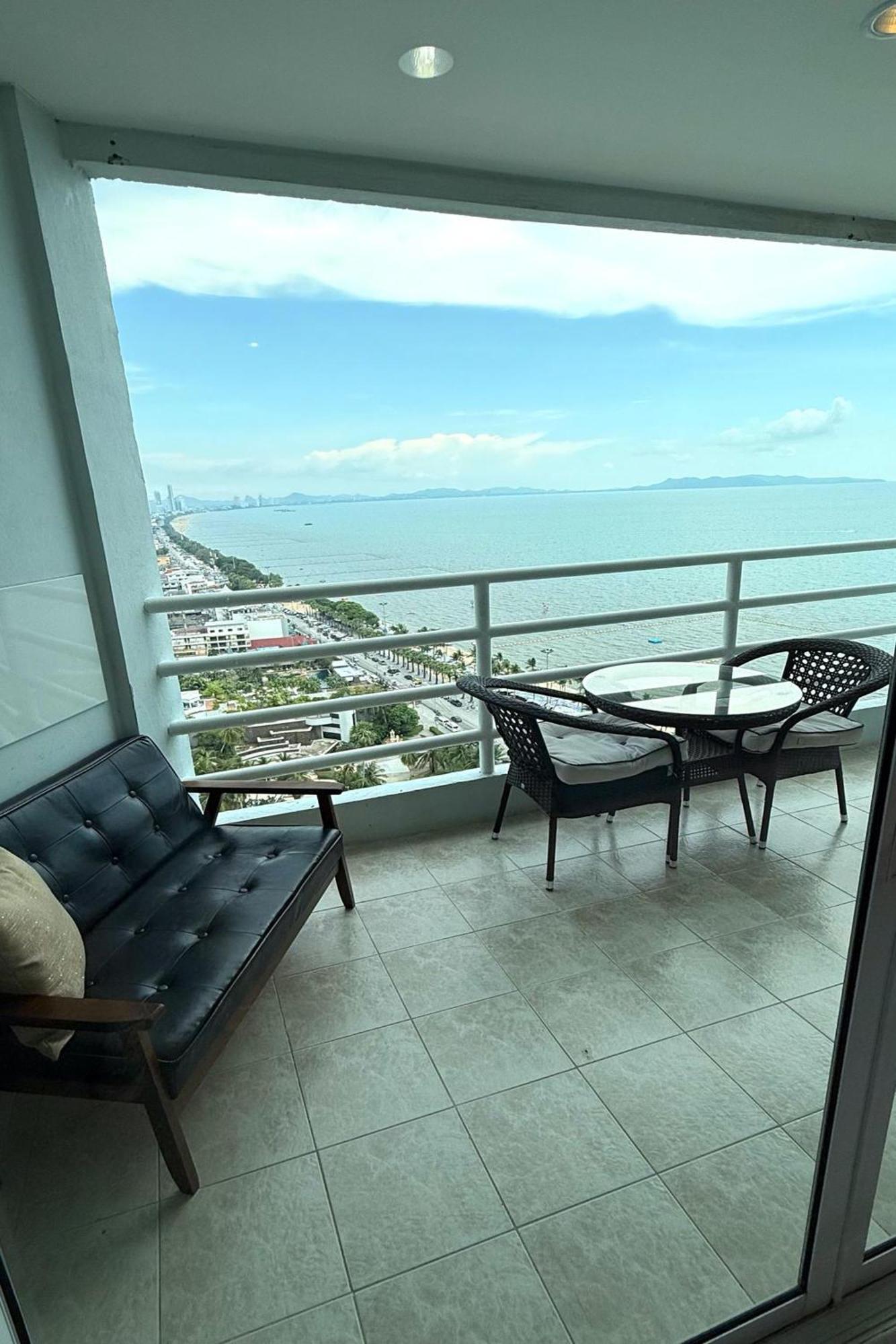 View Talay Condominium By Vlad Property Pattaja Szoba fotó